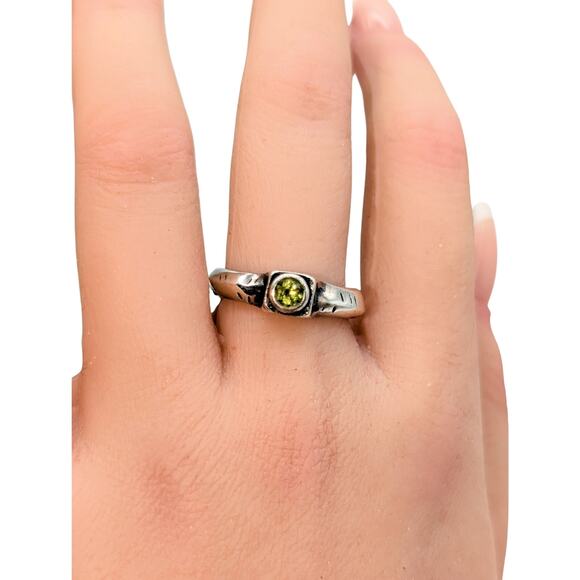 SILPADA 925 Sterling Silver Peridot Ring Size 7.75-8 - 3.67 grams - Picture 9 of 9